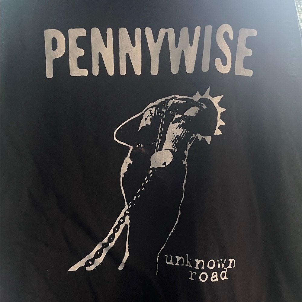 Pennywise tank top